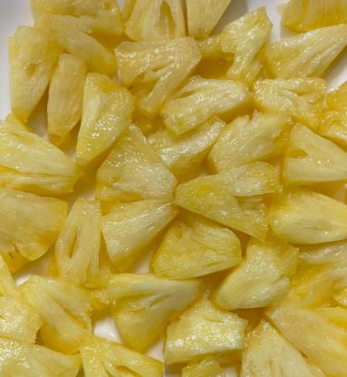 Picture of Canned Pineapples in Syrup